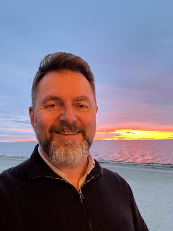 Hans Holter Solhjell, country director of FamilyLab Norway and the developer of the PLS Framework for Authoritative Leadership, Conflict Resolution, and Developmental Support.