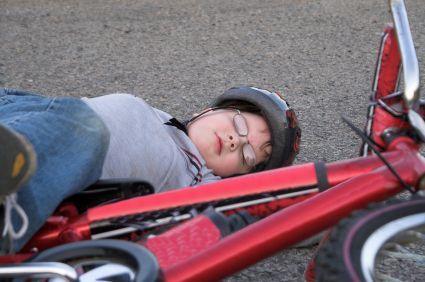 iStock_Boy-met-with-accident_Small-opt first aid
